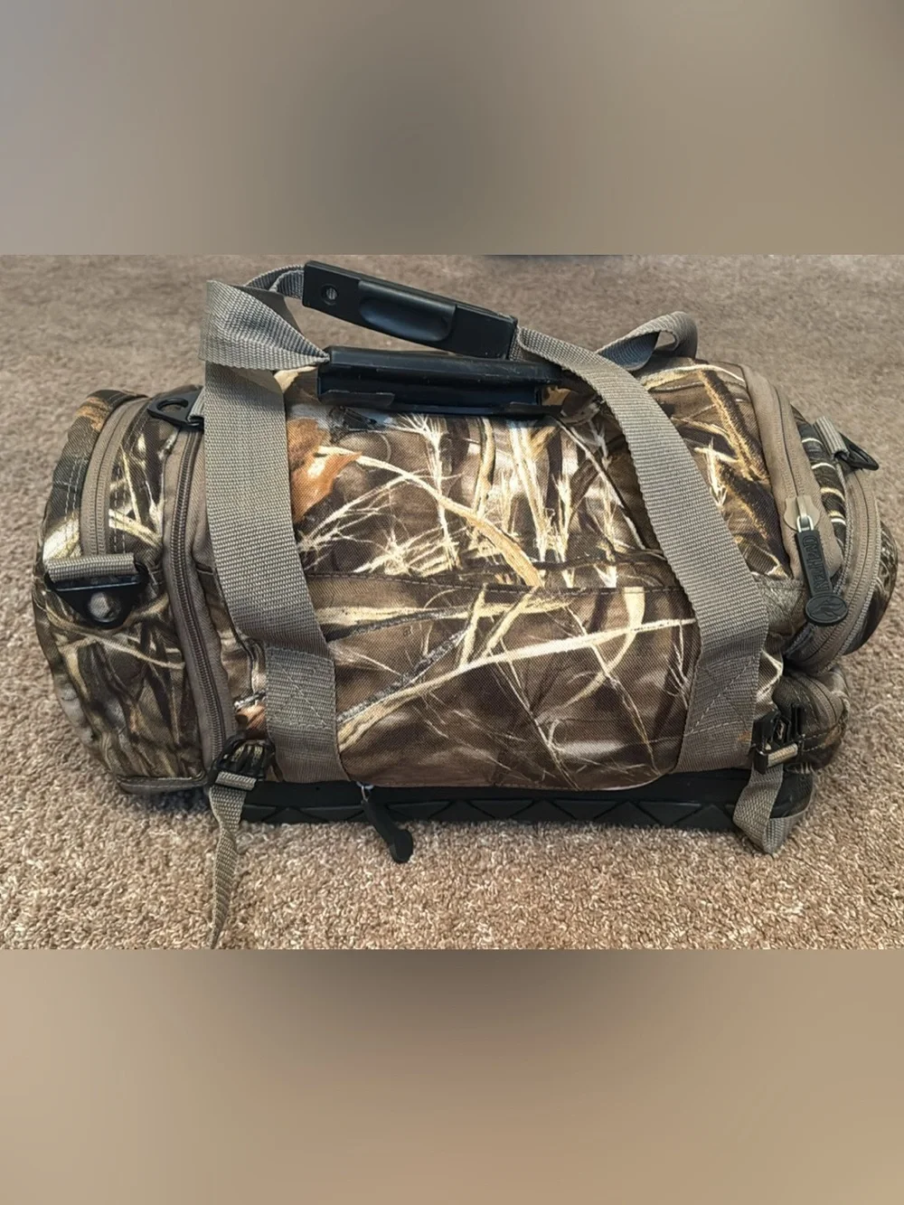 RedHead Realtree Camo Duffel Bag in Brown and Tan